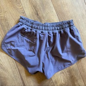 Hotty hot gray lululemon shorts